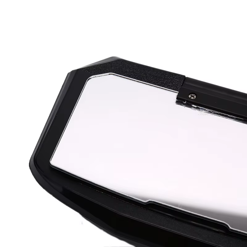 SafeNavigator Heads Up Display with “Fighter Jet” Mirroring Technology (HUD)